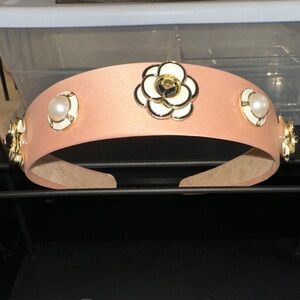 Elegant Taupey Pink Floral Headband w/ Faux Perl’s and Floral Accents